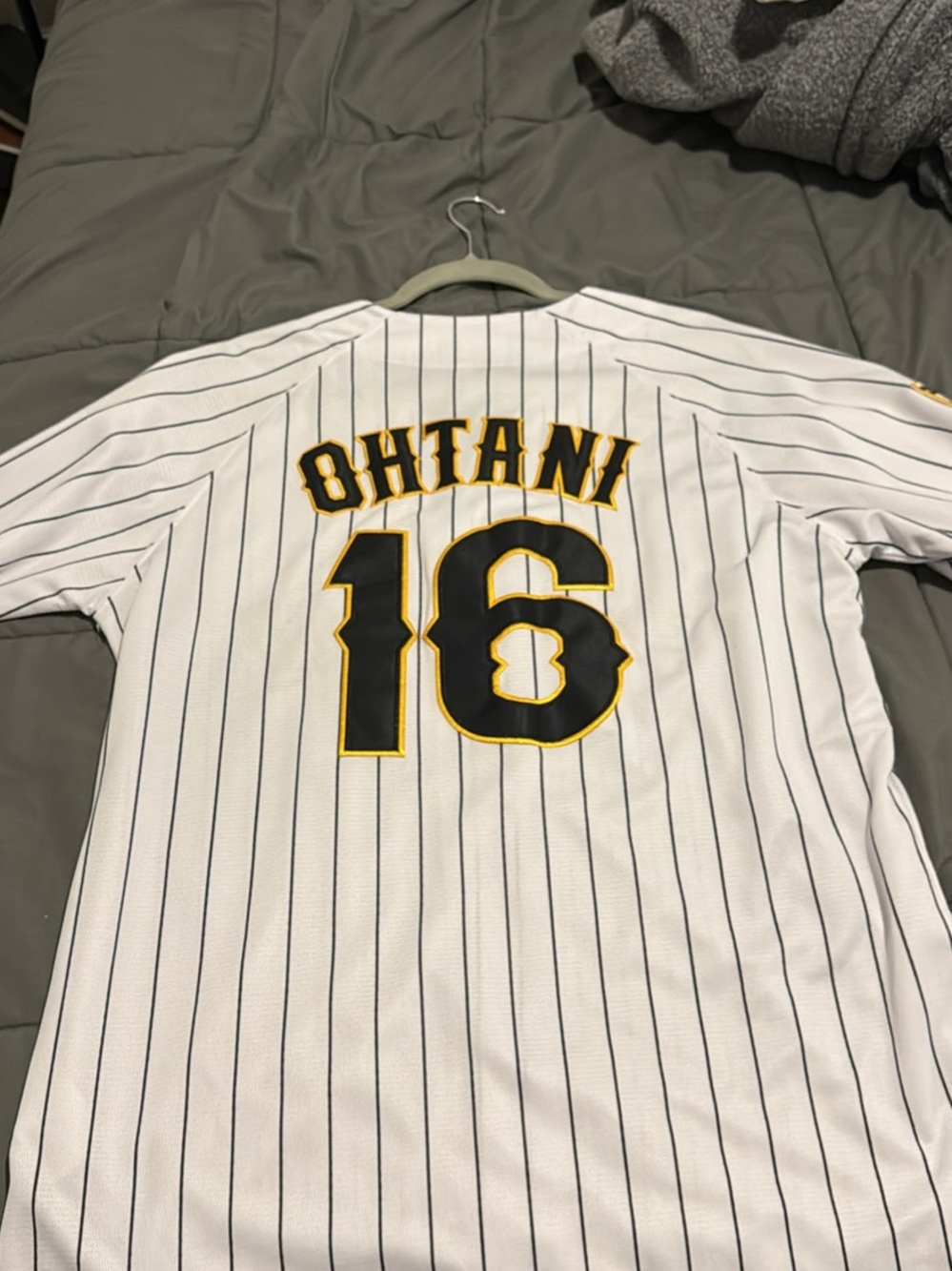 Nike MLB White Pinstripe Ohtani #16 Jersey with Black & Yellow Accents